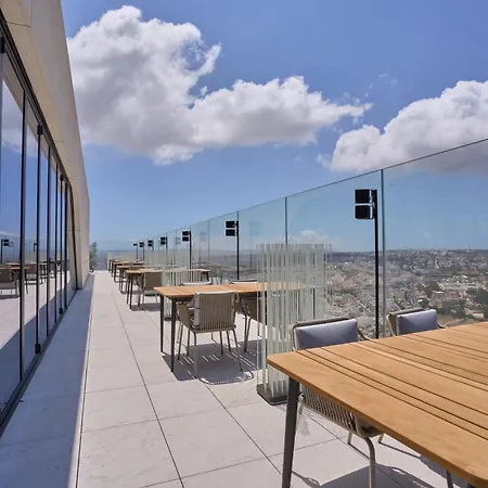 Sky High Luxury In Mercury Towers With Infinite Seaviews Apartment