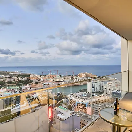 Sky High Luxury In Mercury Towers With Infinite Seaviews *