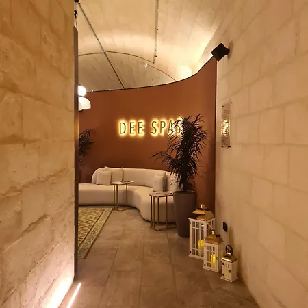 Sky High Luxury In Mercury Towers With Infinite Seaviews Apartmán